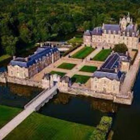 Maison Au Milieu Des Bois Et Des Animaux Jouy-le-Potier Exterior photo